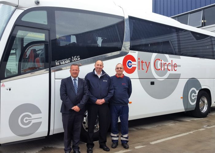 Andrew Mageer (Irizar UK Aftercare Manager) with City Circle’s Managing Director, Neil Pegg (left) and Engineering Manager, Steve Maw (right)