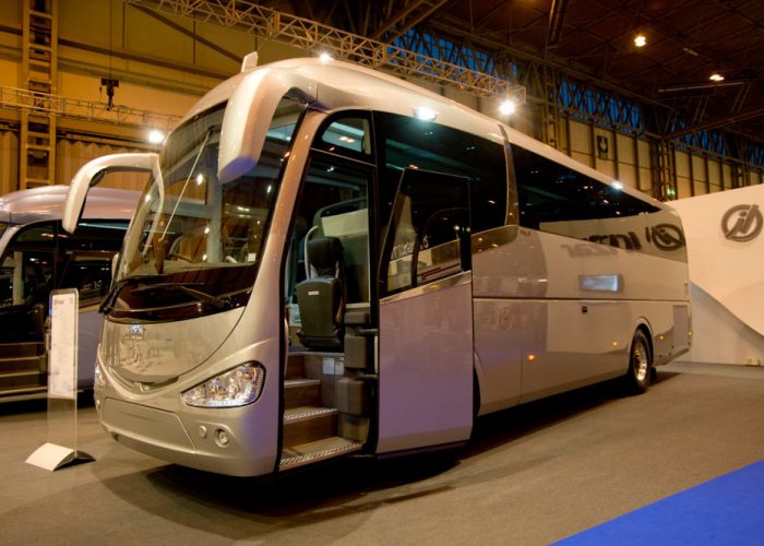 i6 midicoach is a 43-seater
