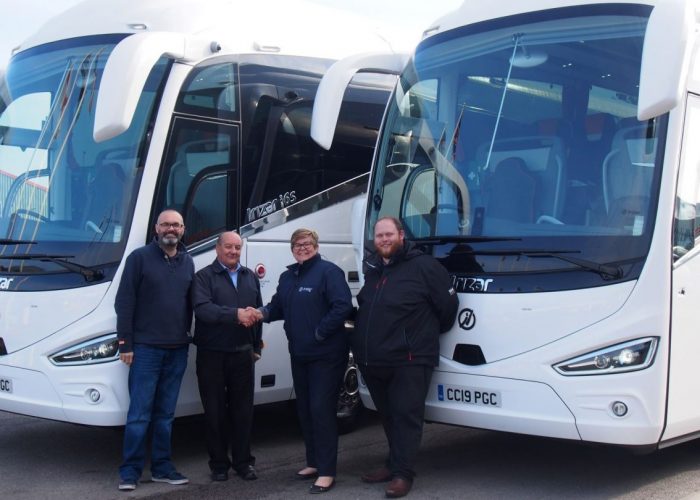 Peter Godward Coaches returns to Irizar for two new i6S Integrals